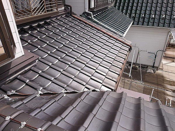 瓦屋根全体の状態
